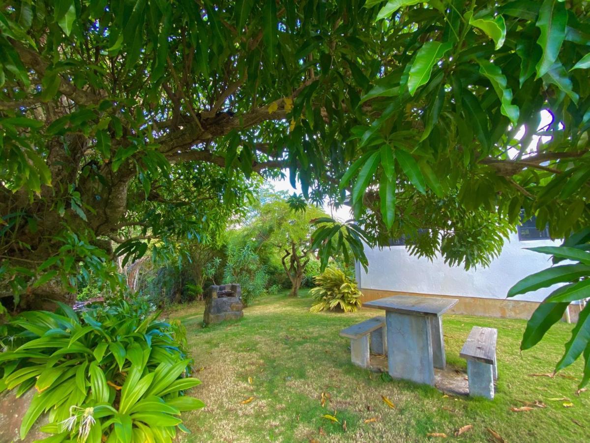 Sea Cliff Eco-Cottages Calibishie Exteriör bild