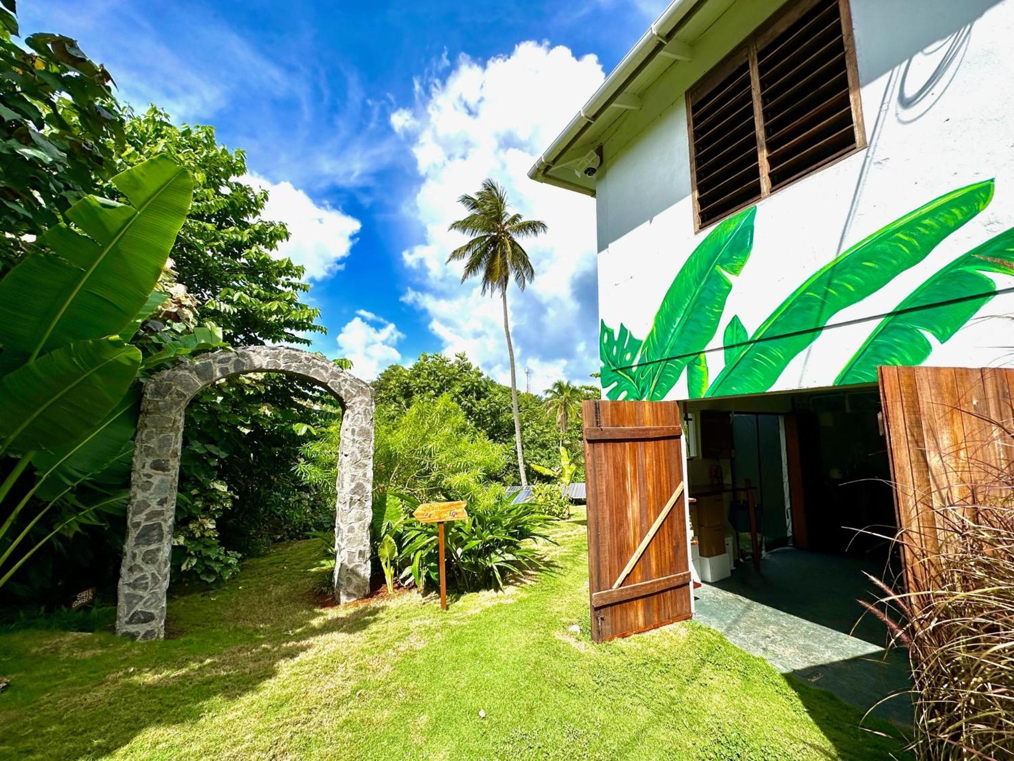 Sea Cliff Eco-Cottages Calibishie Exteriör bild